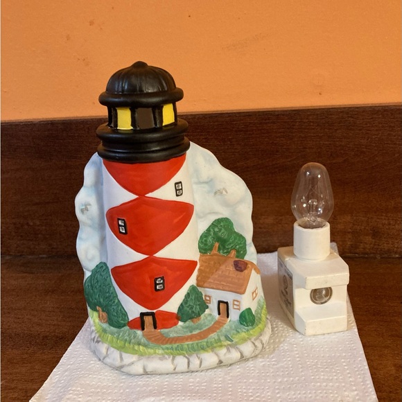 Ceramic Lighthouse Night Light, Hand Painted.  “Vintage” NIB💡💡💡🚢⚓️⚓️⚓️ - Picture 4 of 7
